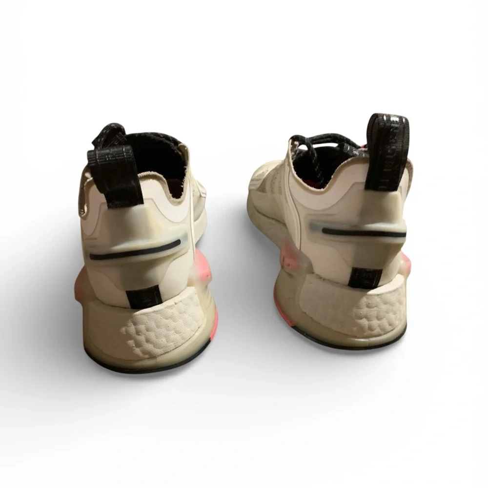 Womens White Pulse Magentas (item#peanut) - Picture 2 of 7